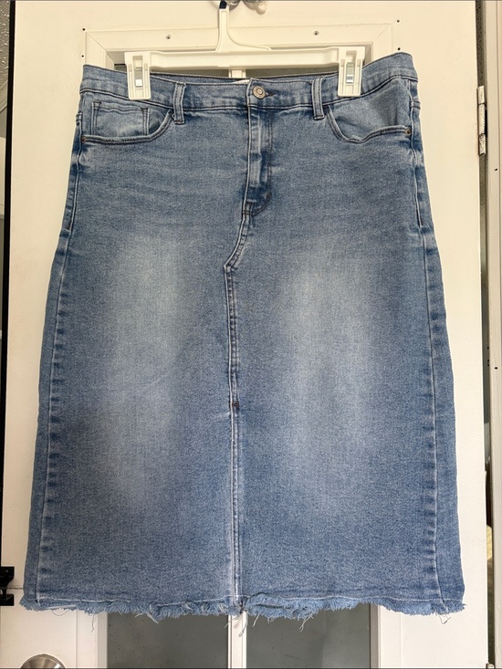 Kensie Dresses & Skirts - Kensie Light Blue Denim Pencil Skirt - Women Jeans